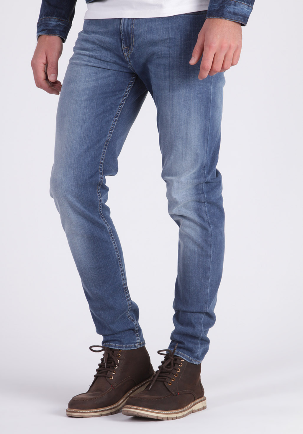 DARKK  Jean délavé, coupe slim
