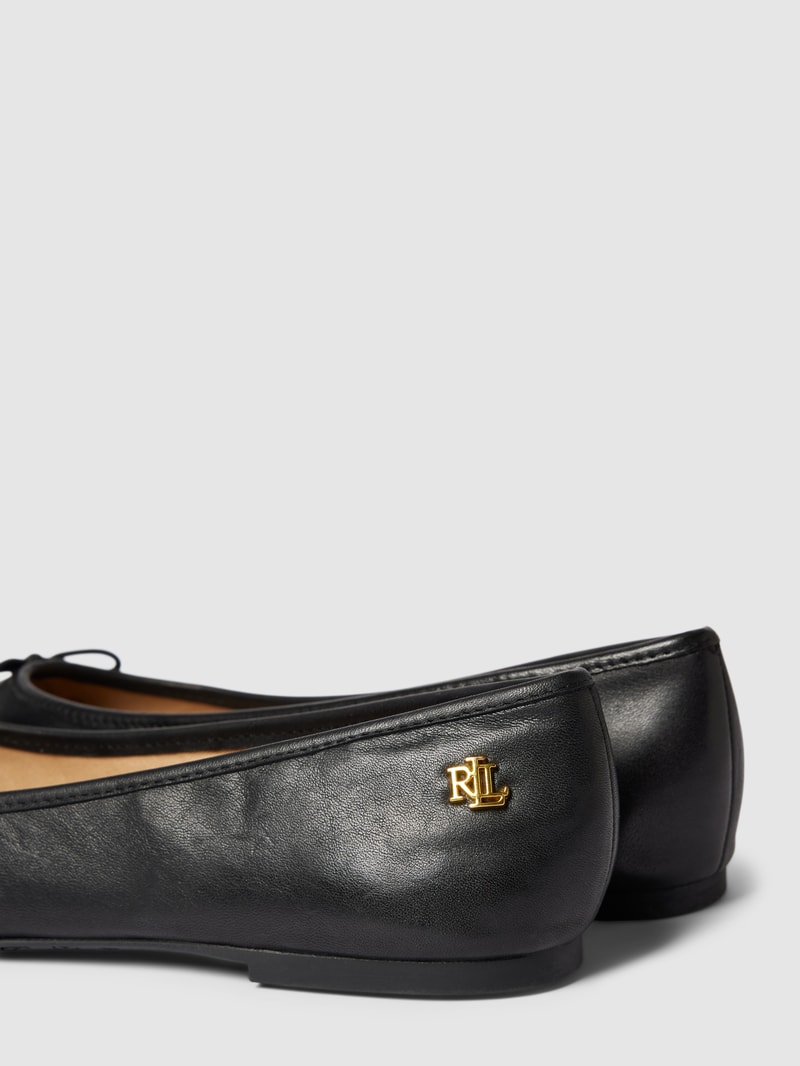 Ballerinas aus Leder Modell 'JAYNA' in schwarz