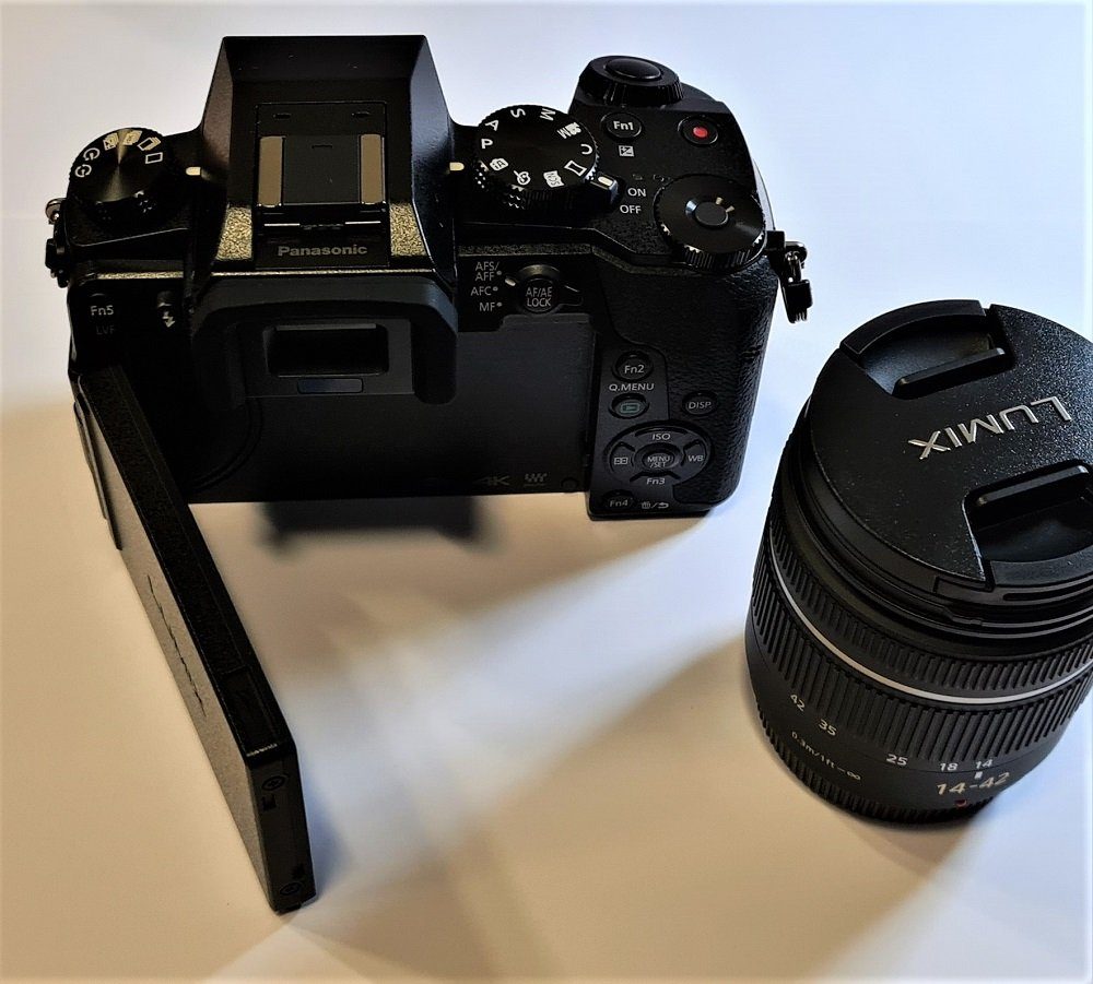 Panasonic LUMIX DMC-G70 + 14-42 mm Systemkamera