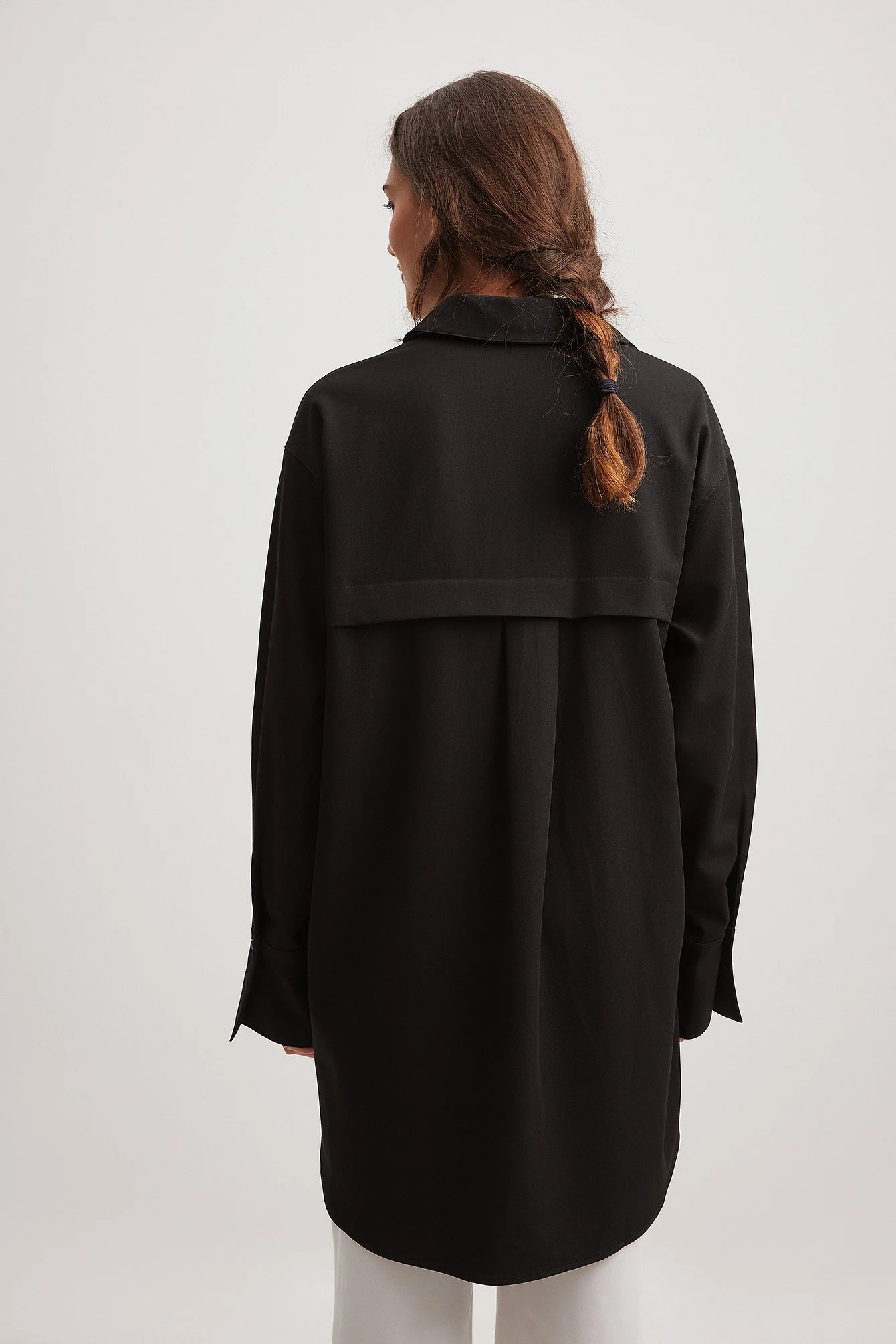 Übergroßes Hemdkleid