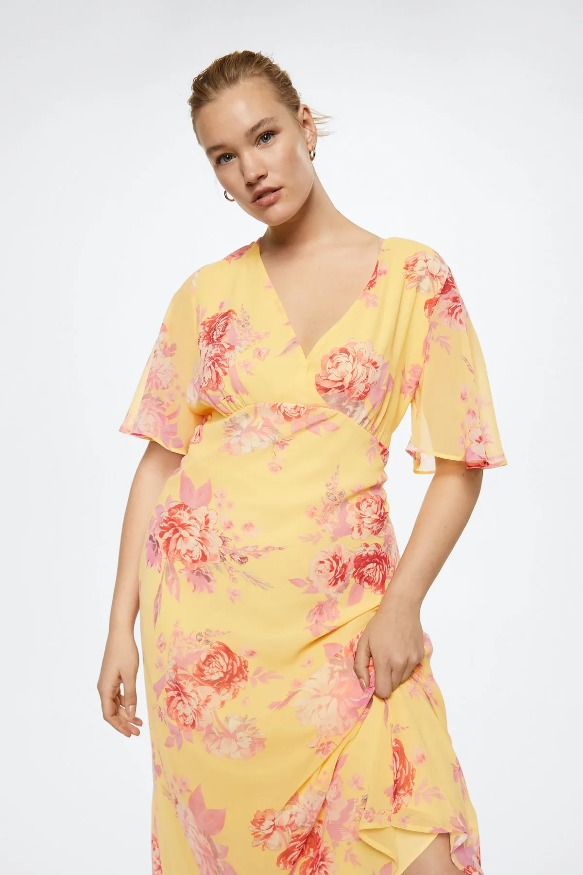 MANGO  Gelbes Damenkleid 27057131