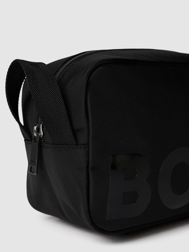 Kulturtasche mit Label-Print Modell 'CATCH' in schwarz
