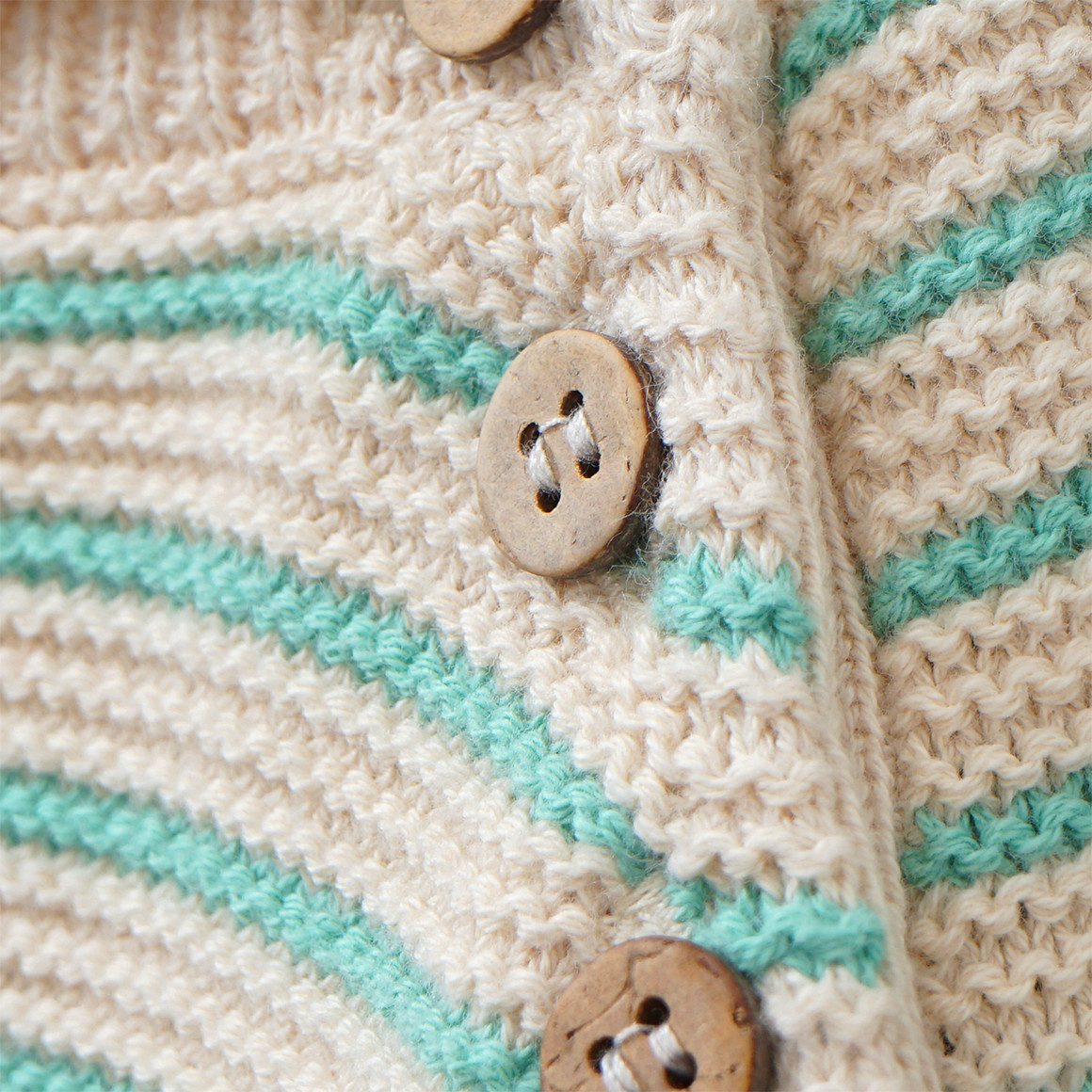 Newborn Strickpullover mit Streifen
