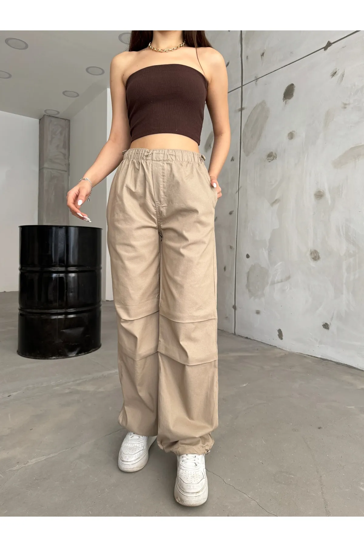 BİKELİFE  Beigefarbene Fallschirmhose für Damen