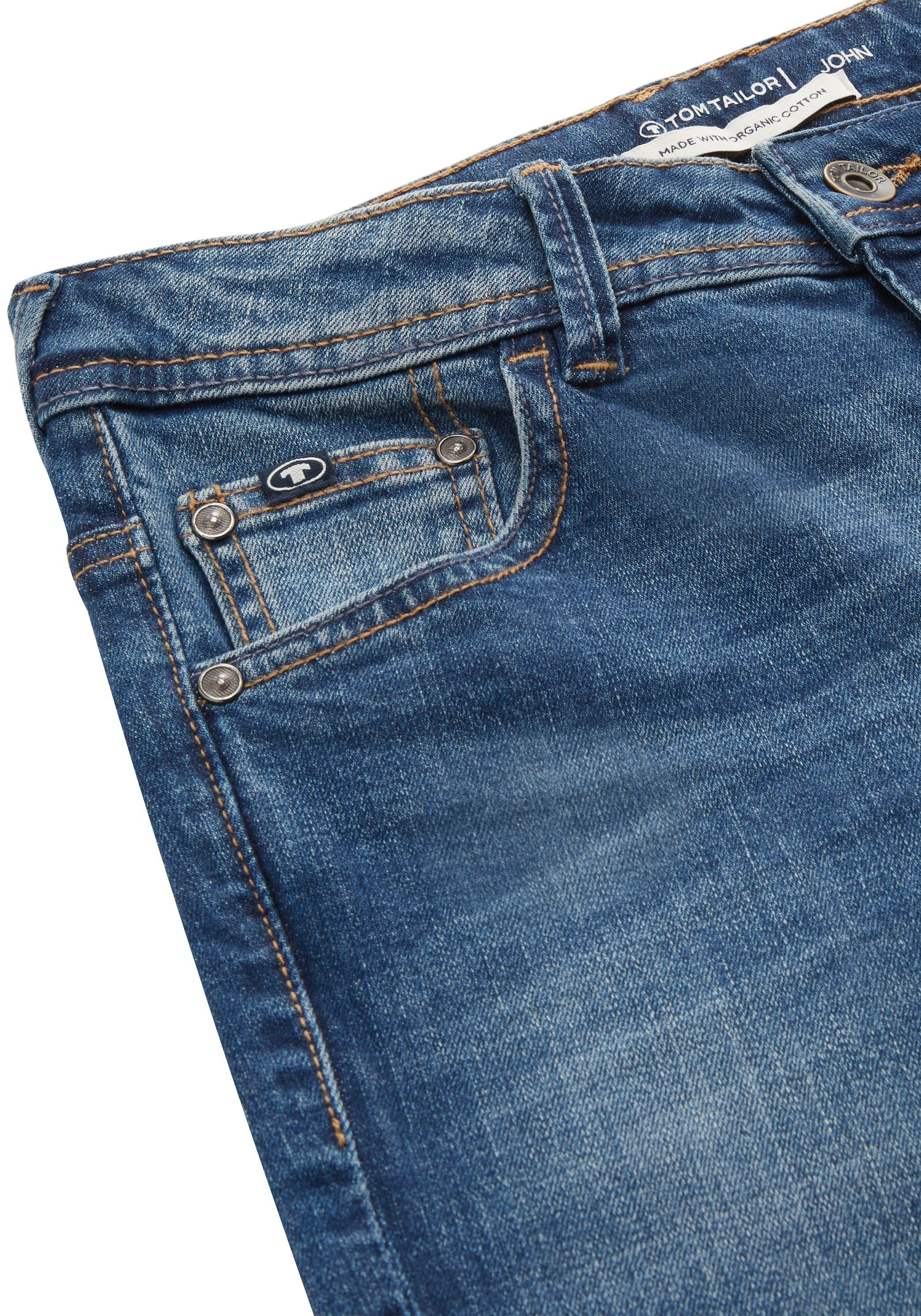 TOM TAILOR 5-Pocket-Jeans mit coolen Ziernähten an den Gesäßtaschen