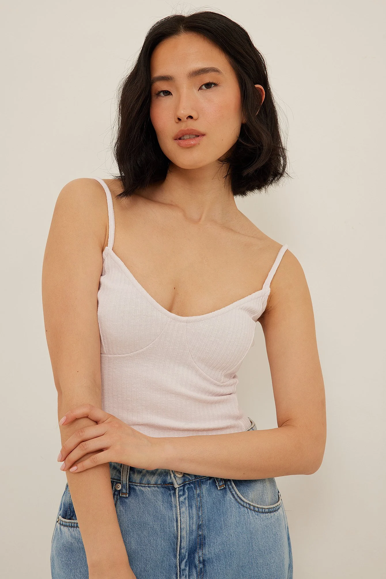 Singlet mit Körbchendetail