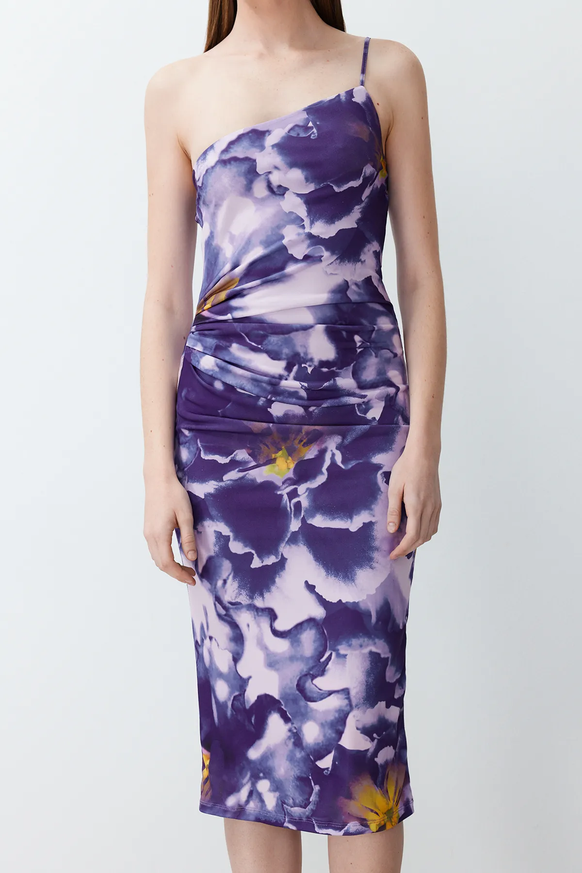 Trendyol Collection  Lila bedrucktes tailliertes Midi-Bleistiftkleid mit One-Shoulder-Träger und dehnbarem Strick TWOSS23EL01577