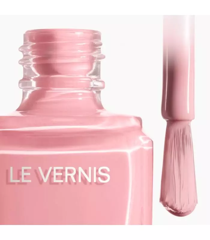 LE VERNIS Couleur Et Brillance Longue Tenue