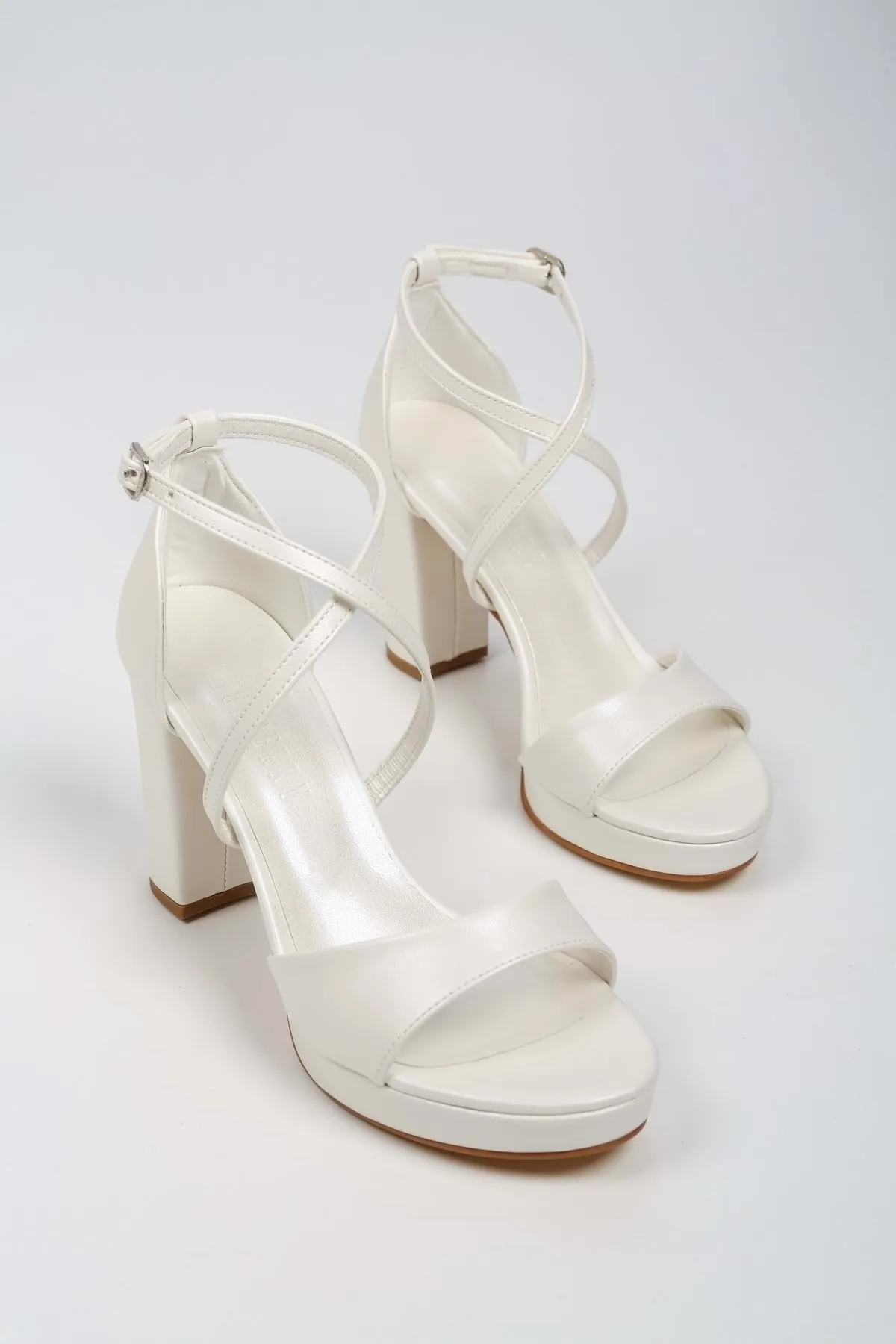 Shoeberry  Dia Sedef Skin Plateau-Schuhe für Damen