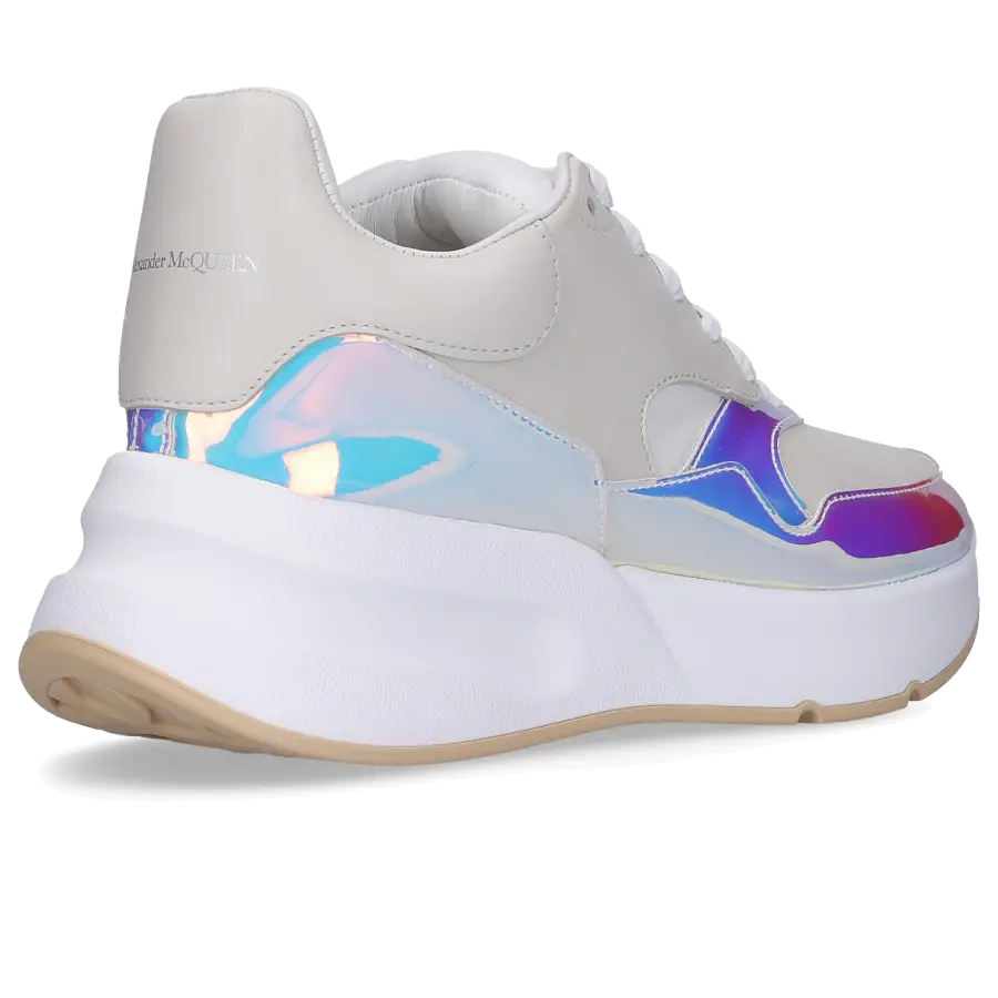 Alexander McQueen - Sneaker low MOLLY - weiß