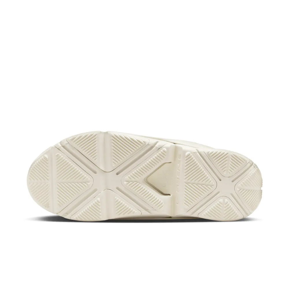 Nike Go FlyEase DR5540-105 / braun