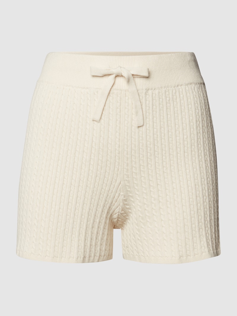 Shorts in Strick-Optik in offwhite