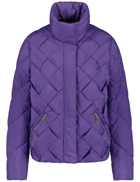Steppjacke mit Flechtoptik