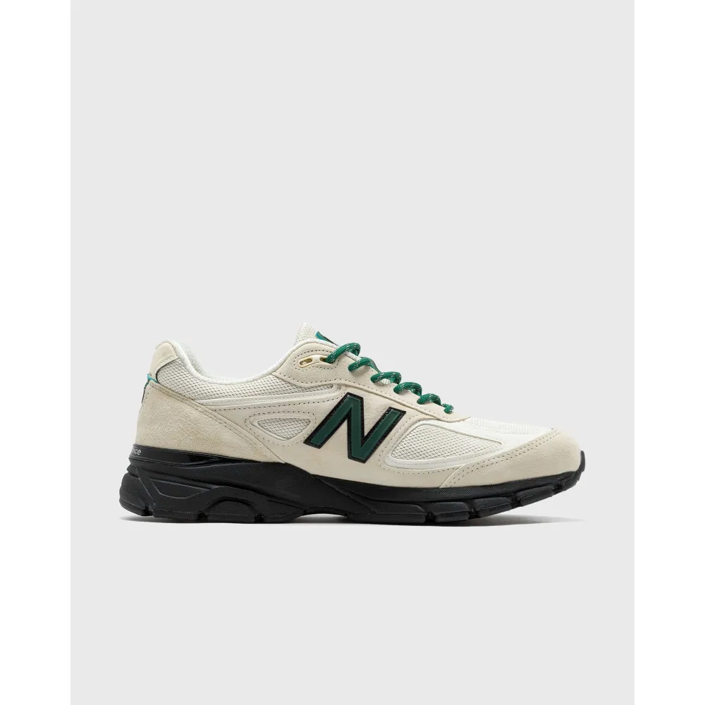 New Balance 990v4 Macadamia Nut U990GB4 / weiss