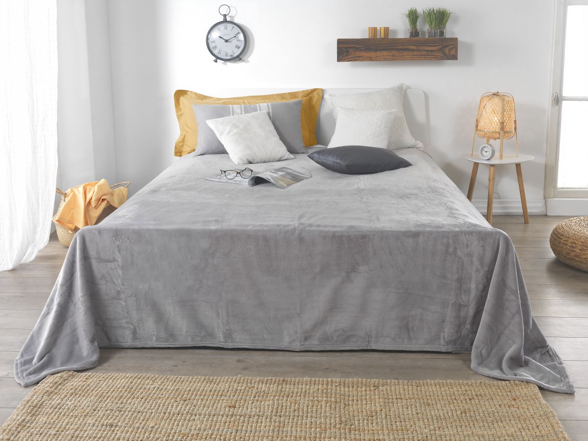 Flanell-Kuscheldecke Grau 220 x 240 cm