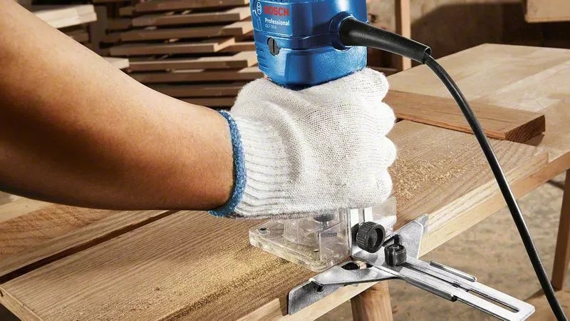 Bosch mėlynas 06016A0000 GLF 55-6 profesionalus kraštų frezavimo įrankis 6 mm
