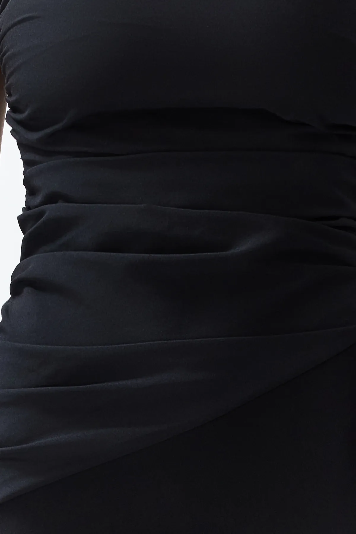 Trendyol Collection  Schwarzes, körperbetontes, gewebtes langes Abendkleid TPRSS24AE00053