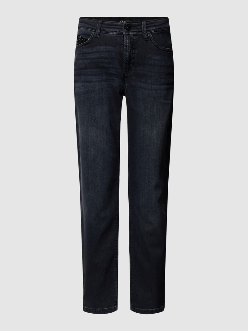 Jeans in verkürzter Passform in schwarz