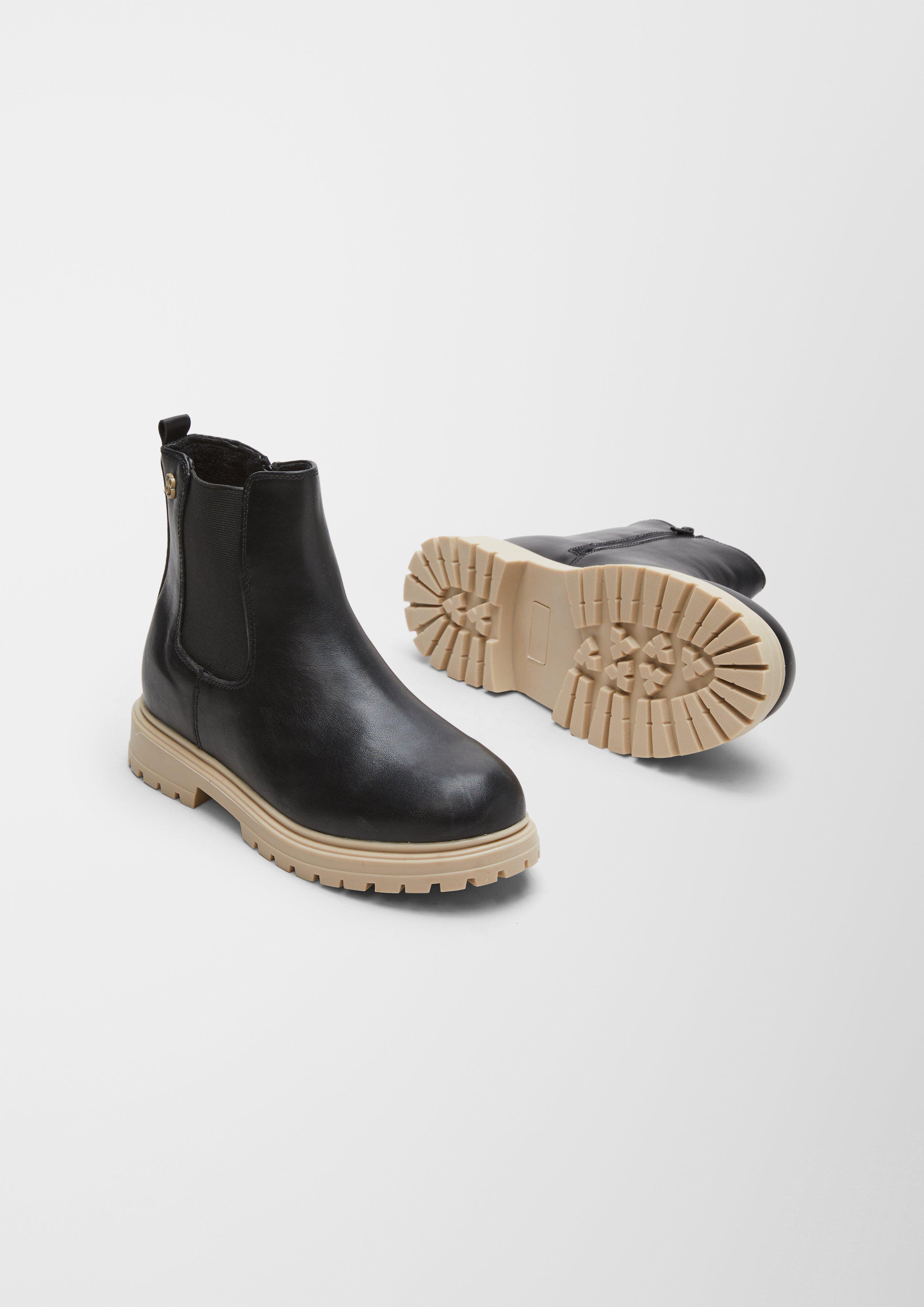 Stiefel mit Kontrast-Details  6006642-048