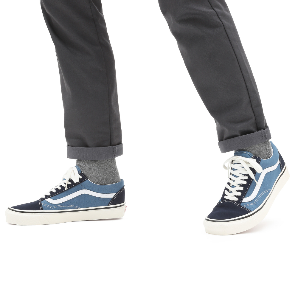 Vans Old Skool 36 DX Anaheim Factory VN0A38G2SU01 / blau