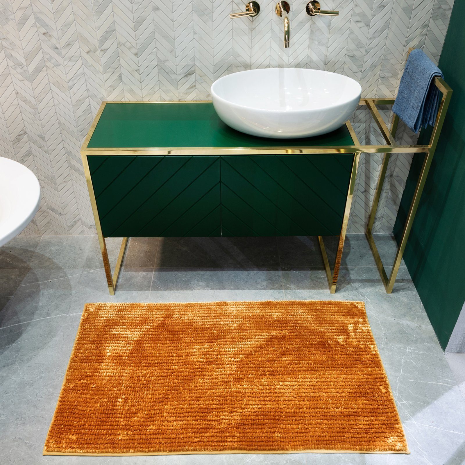 Badematte Dot, ideal fürs Badezimmer, Angenehme Haptik, Duschvorleger Karat, Höhe 20 mm, Chenille-Struktur, Maschinenfest, 100% Polyester