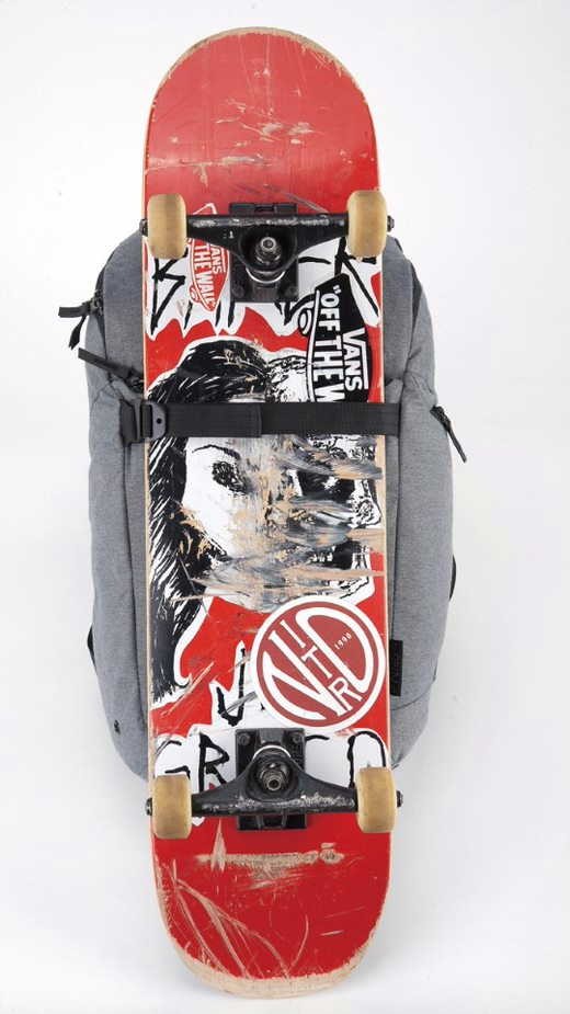 NITRO SNOWBOARDS Handtaschen grau Nikuro