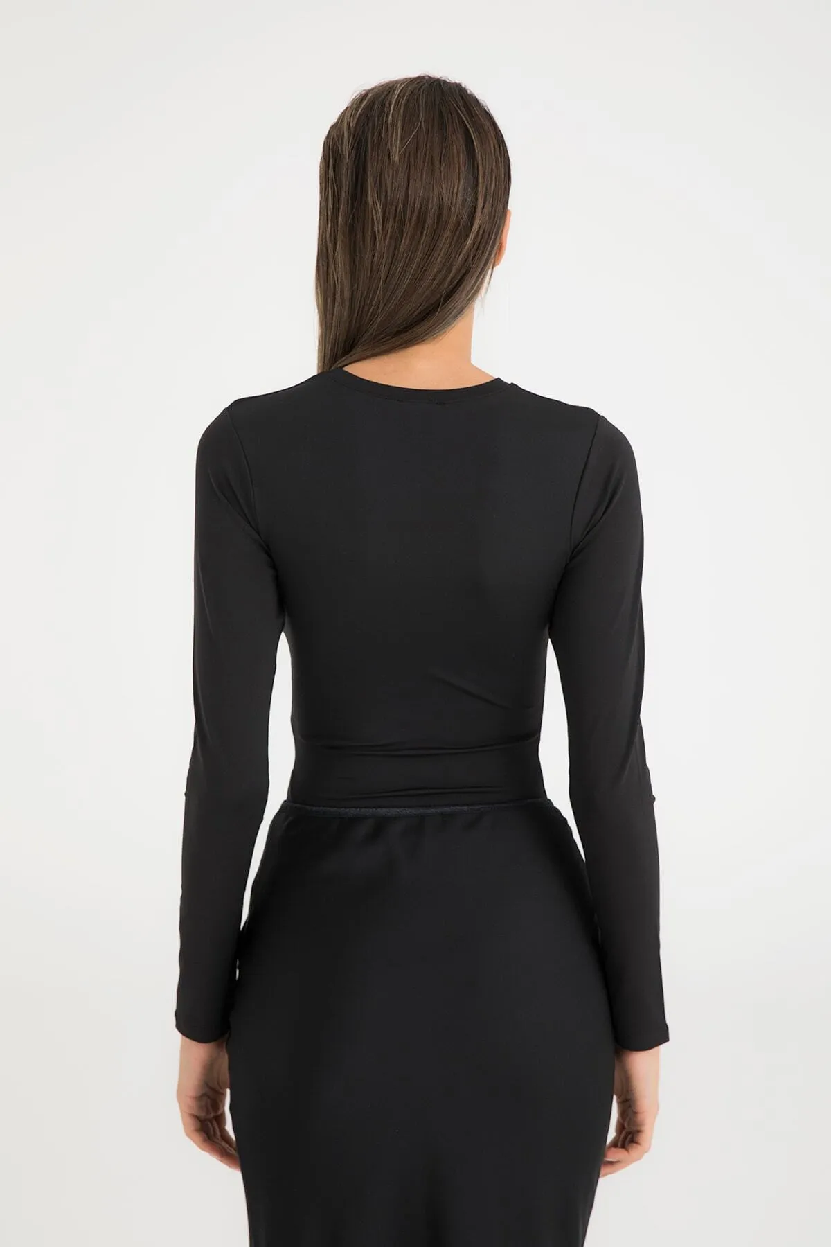 SHEISMONO  Soft-Touch-Rundhalsbluse in Schwarz