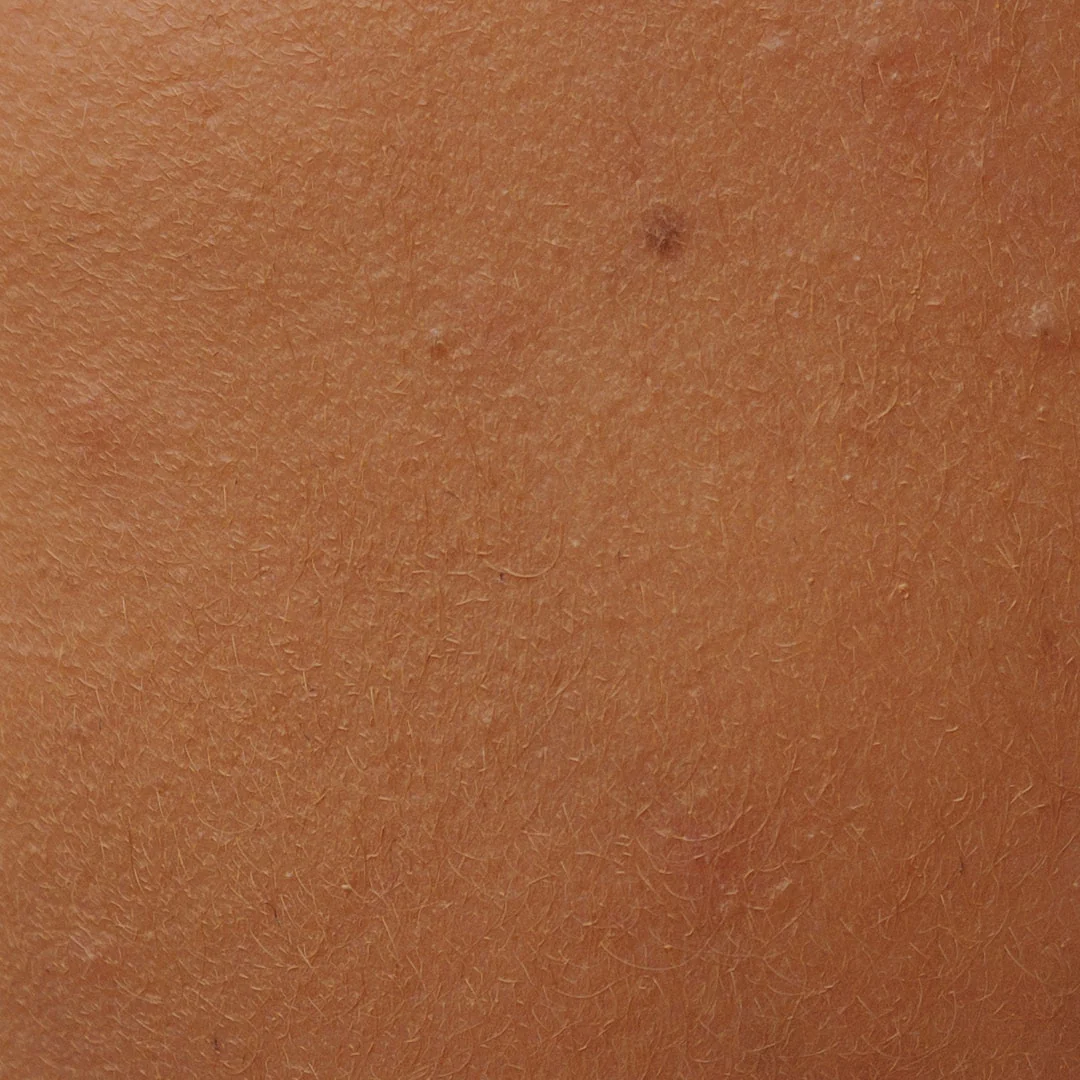 Ton kože - tekući puder