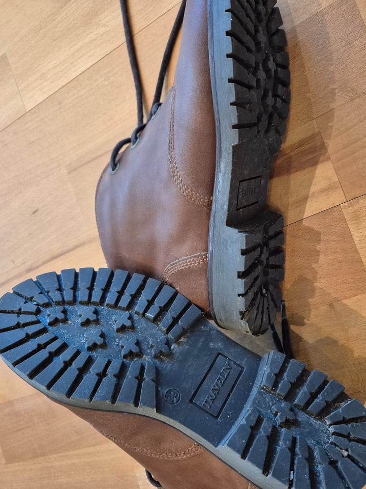 TRAVELIN' Leder-Boots 