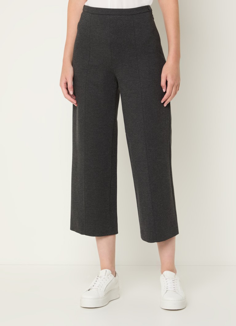 Pantaloni scurți cu talie înaltă și croială largă de la Whistles Camilla, confecționați din material elastic.