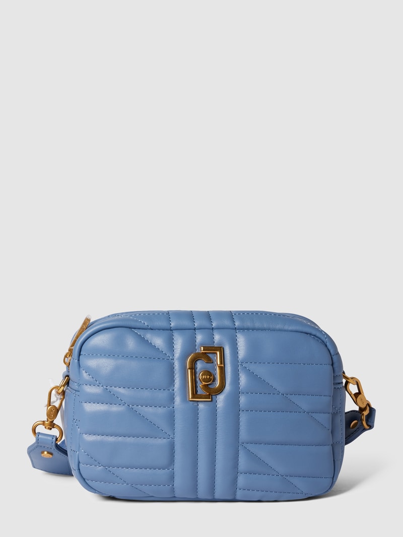 Crossbody Bag mit Steppnähten in hellblau