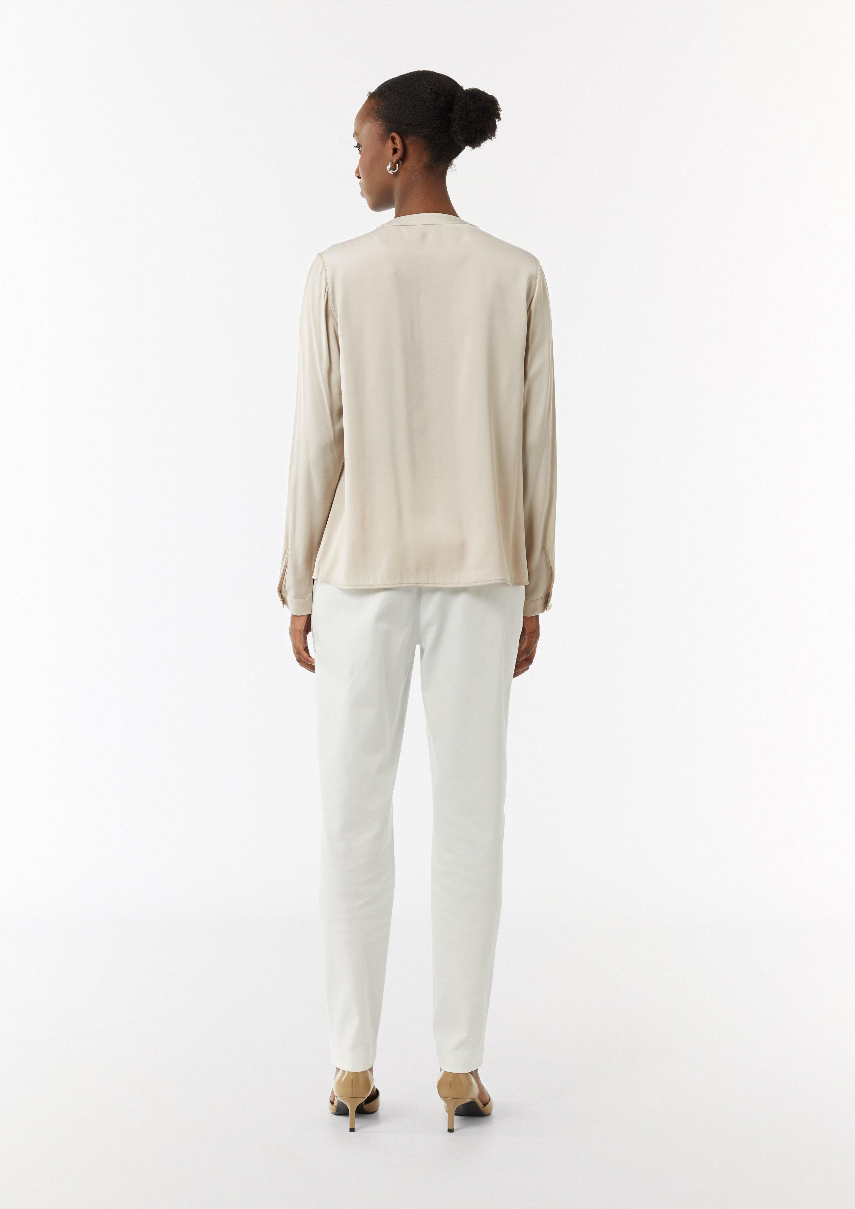 Bluse mit verdeckter Knopfleiste und Biesen - beige