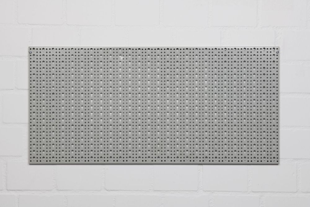 Kreher XL Lochblech Hellgrau _ 98 x 46 cm
