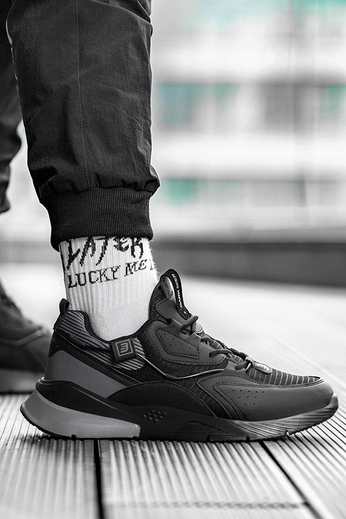 DARK SEER  Schwarz geräucherter Unisex-Sneaker