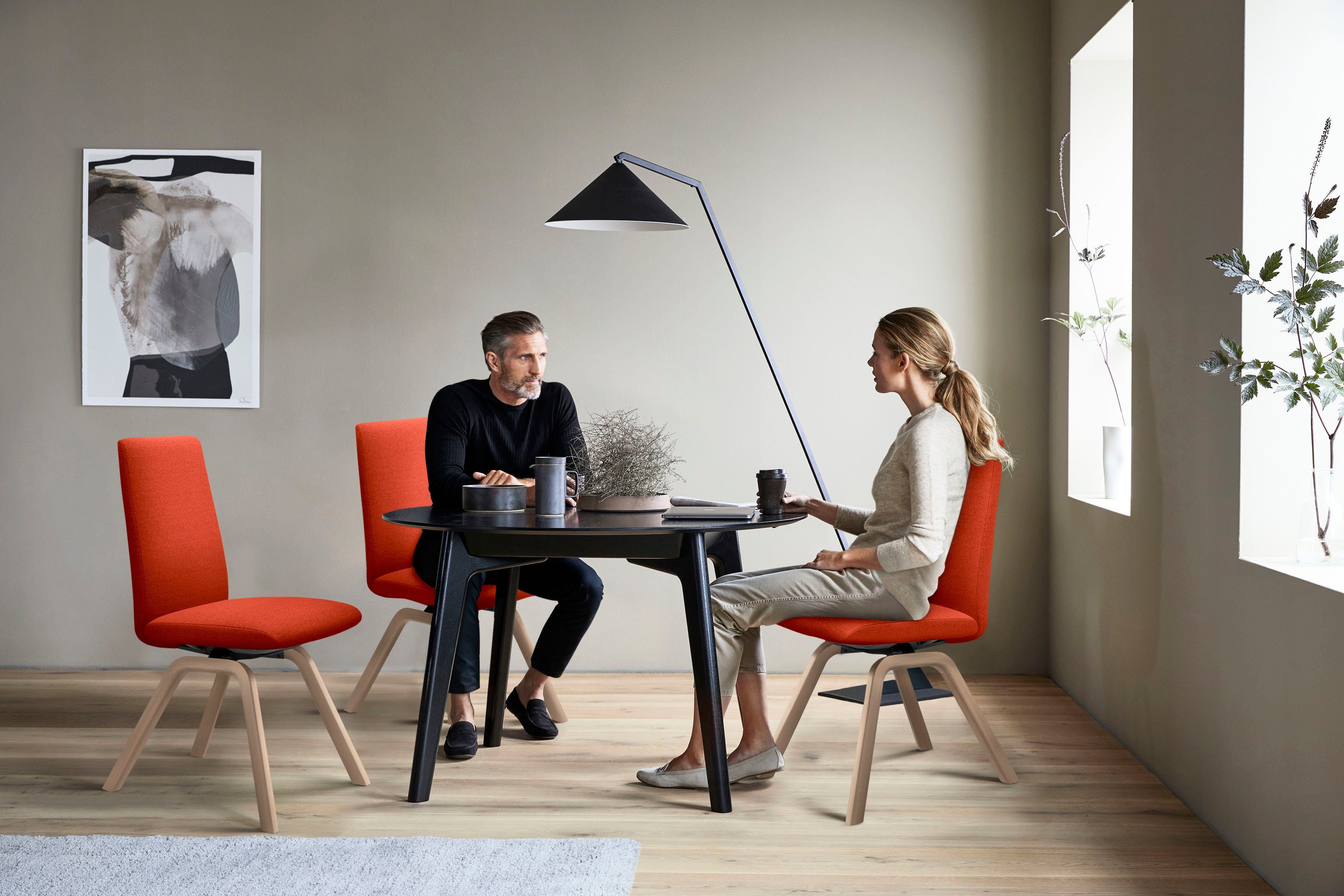 Stressless® Polsterstuhl Laurel, Low Back, Größe L, mit schräggestellten Beinen in Schwarz