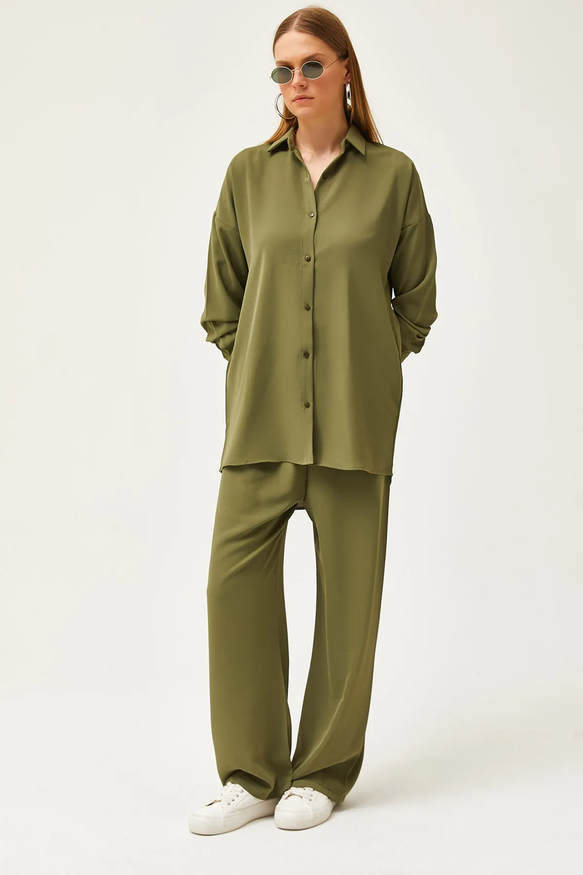 Olalook  Khakifarbenes drapiertes Hemd-Hosen-Set für Damen TKM-19000283