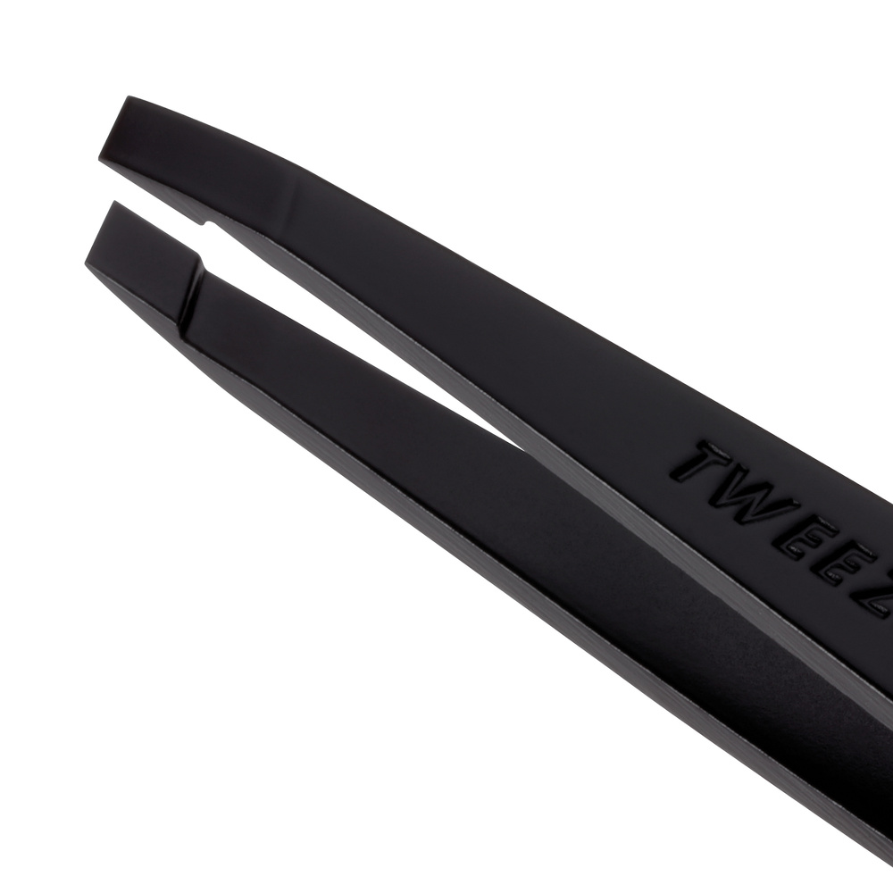 tweezerman Tweezerman Slant Tweezer Black Matte Pincettes