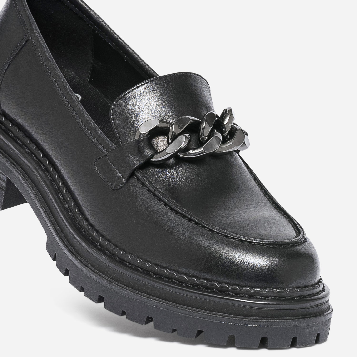 Mocassin TEXTO noir en cuir à semelle crantée