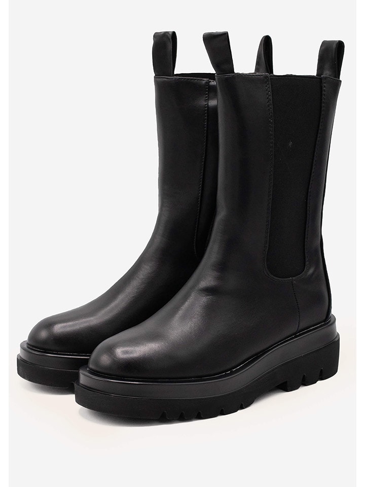 SASSYCLASSY Boots in Schwarz günstig kaufen