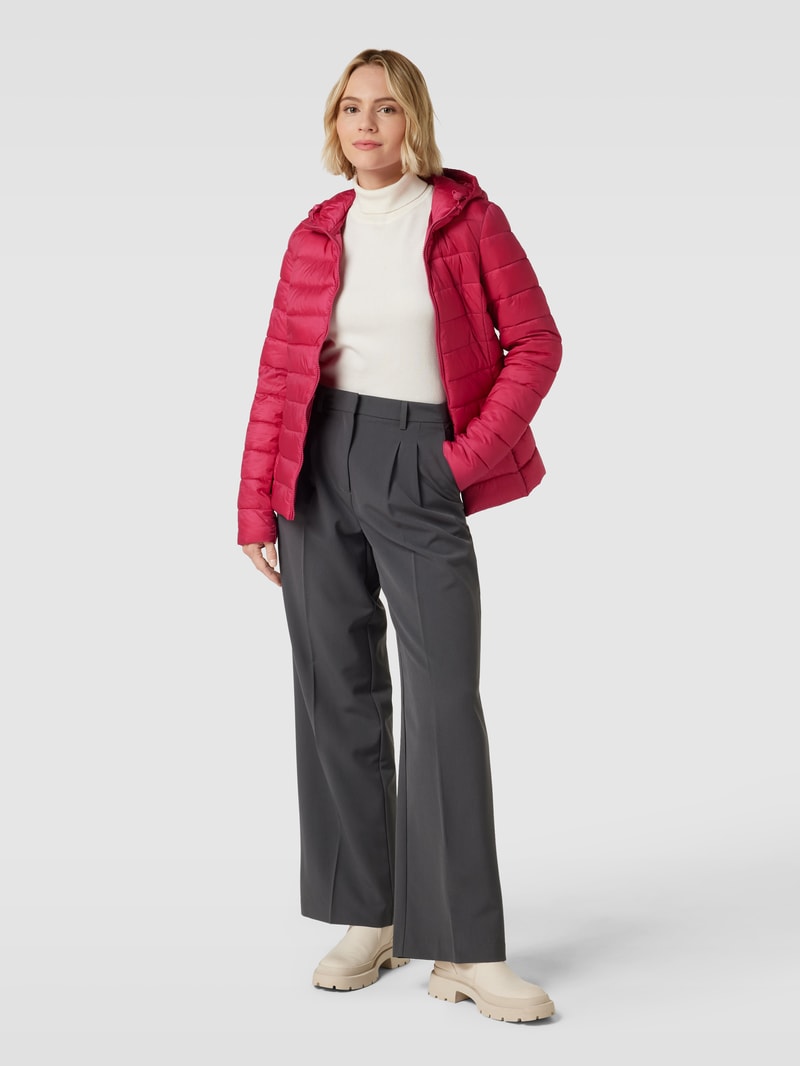 Steppjacke mit Kapuze in pink