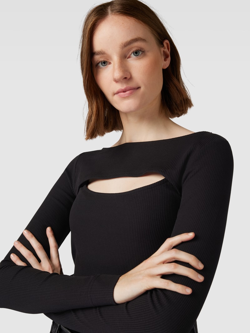 Longsleeve mit Cut Out in schwarz