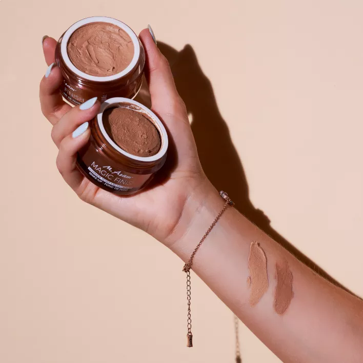MAGIC FINISH Make-up Summer Teint mit LSF 30