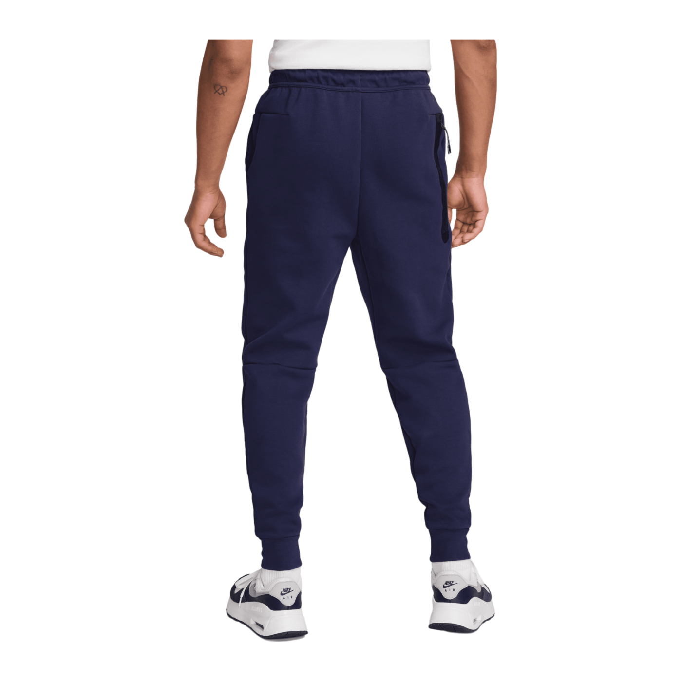 Nike England Tech Fleece Jogginghose EM 2024 Lila F555