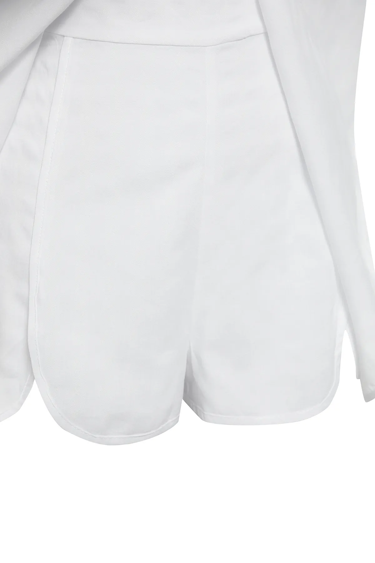 Trendyol Collection  Weißes gewebtes Hemd-Shorts-Set TBESS24AU00014