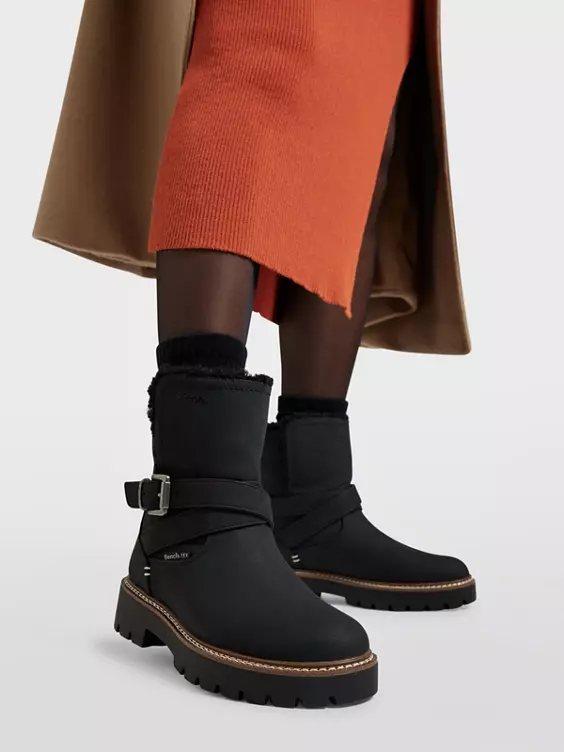 Bench Boots