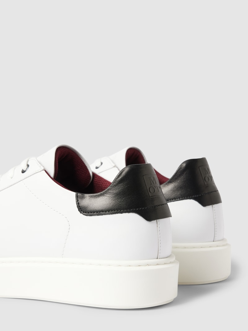 Sneaker mit Schnürverschluss Modell 'CEDRIC' in weiß