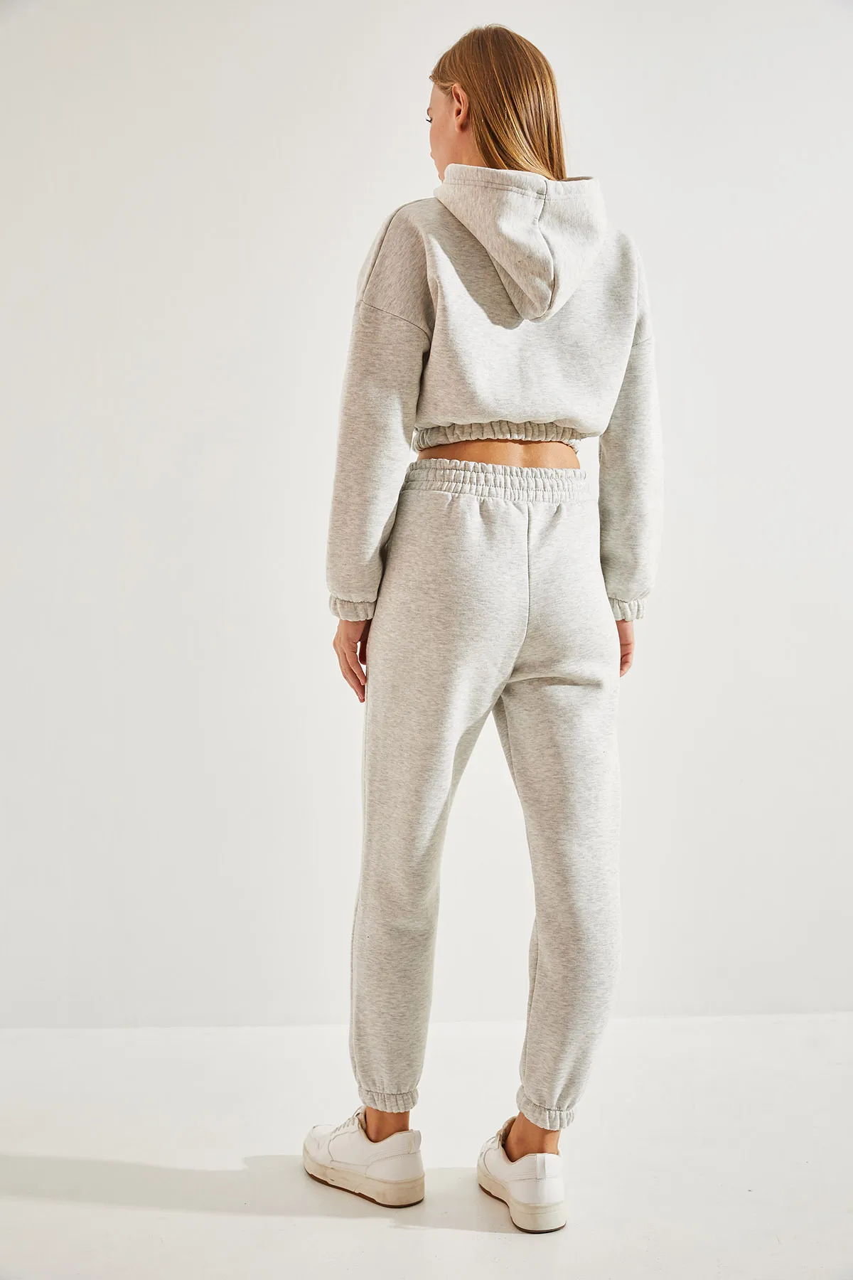 Bianco Lucci  Kurze Damen-Sweathose mit Kapuze, elastischem Bund, Oberteil und Unterteil im Set