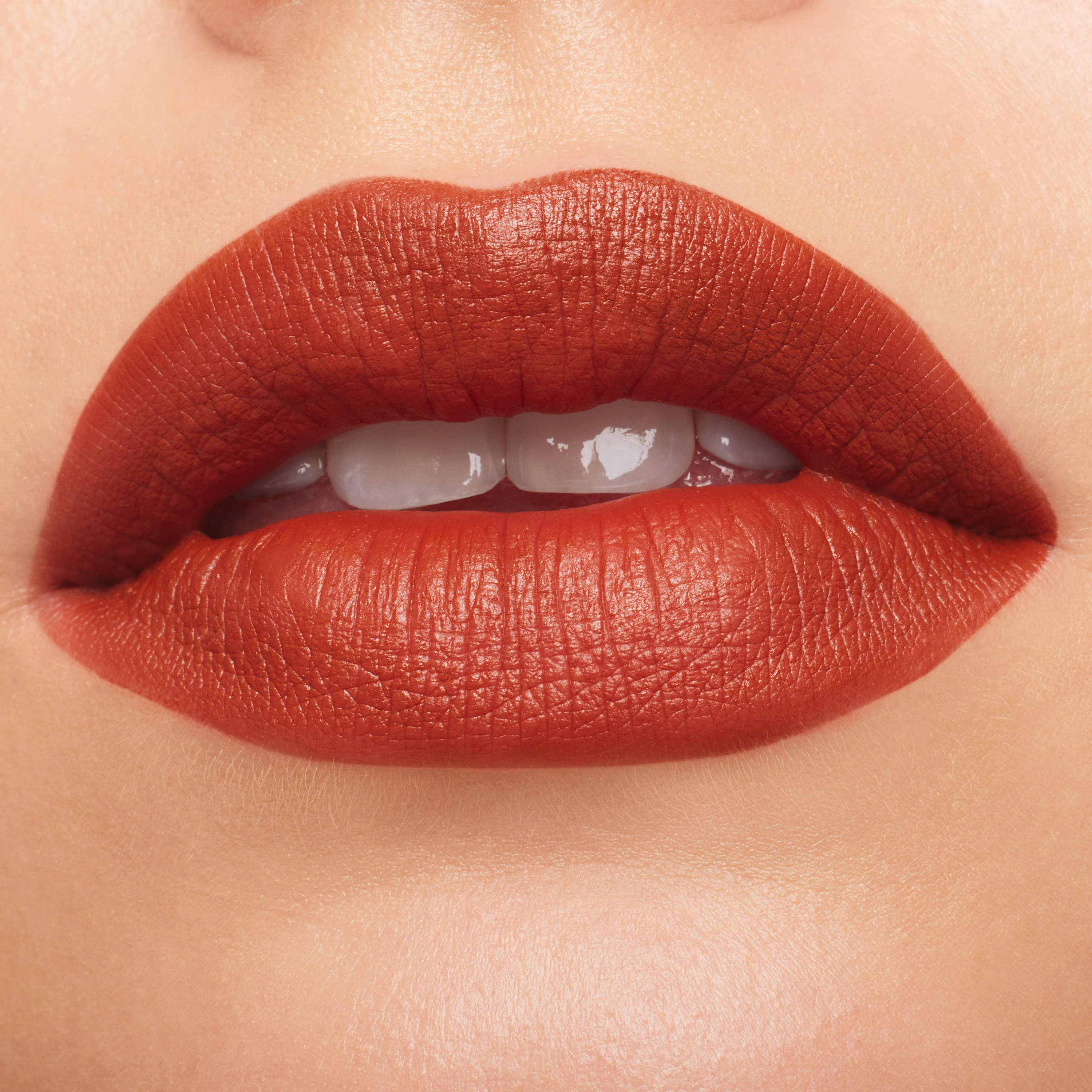M·A·CXIMAL SILKY MATTE USNE ZA USNJE - Mat ruž za usne, Ruž za usne