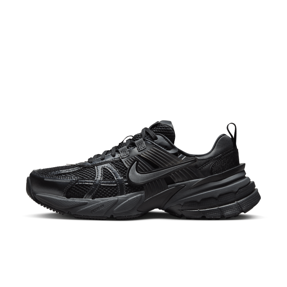 Nike V2K Run WMNS FD0736-001 / schwarz