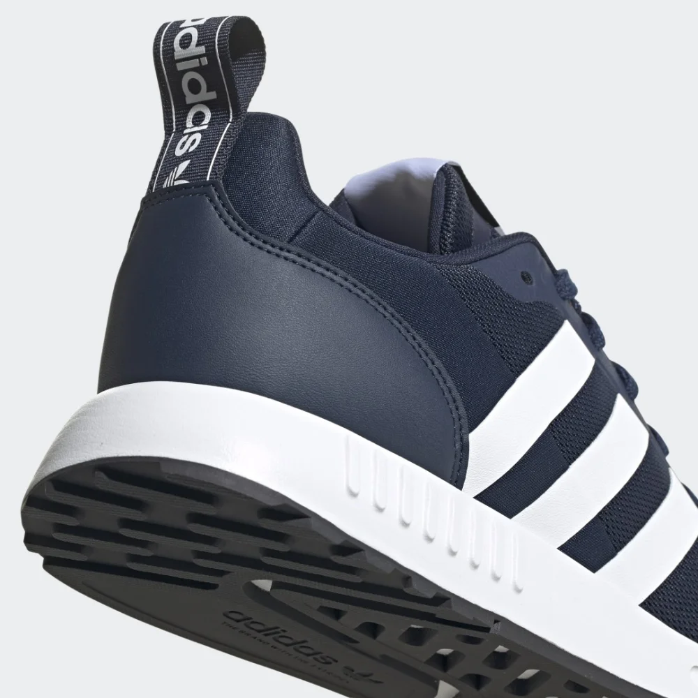 adidas Multix FX5117 / blau